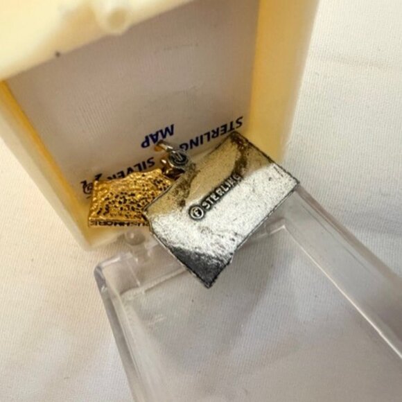 Vintage Sterling Silver South Dakota State Souvenir Charm - Picture 6 of 7